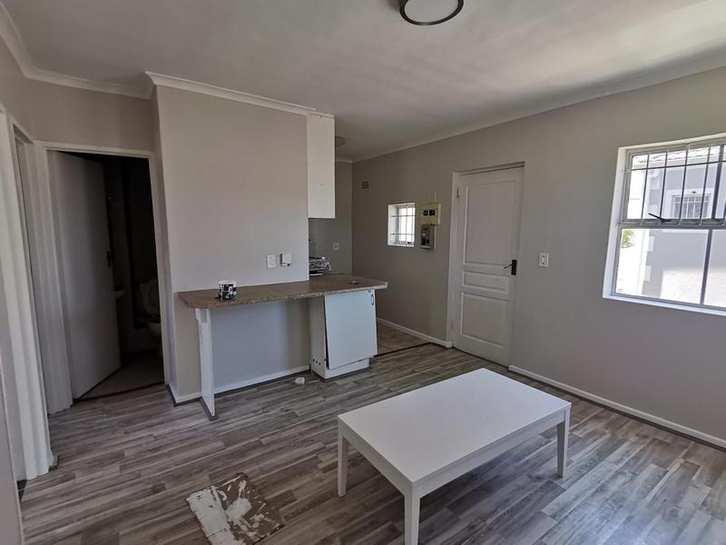 2 Bedroom Property for Sale in Pinelands Western Cape